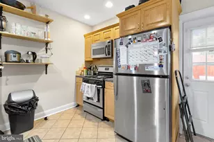 2229 St Albans St, Philadelphia, PA 19146 - Photo 9