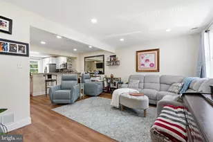 13073 Townsend Rd, Philadelphia, PA 19154 - Photo 5