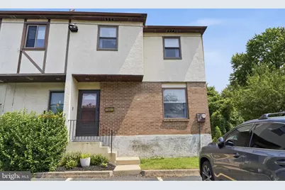 13073 Townsend Road, Philadelphia, PA 19154 - Photo 3