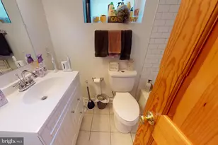 1523 Fontain St, Philadelphia, PA 19121 - Photo 9