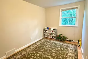 218 Lockart Ln, Philadelphia, PA 19116 - Photo 15