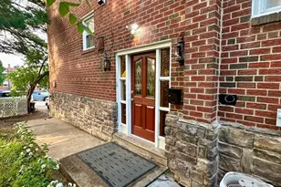 218 Lockart Ln, Philadelphia, PA 19116 - Photo 7