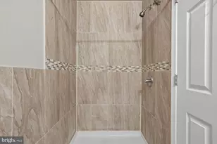 5381 Hazelhurst St, Philadelphia, PA 19131 - Photo 21