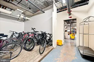250 S 13th St, Philadelphia, PA 19107 - Photo 35