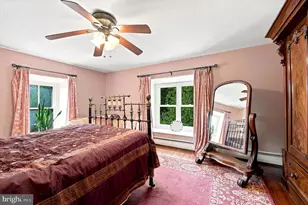 8123 Roanoke St, Philadelphia, PA 19118 - Photo 23