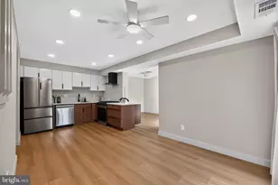 5010 N Convent Ln, Philadelphia, PA 19114 - Photo 9