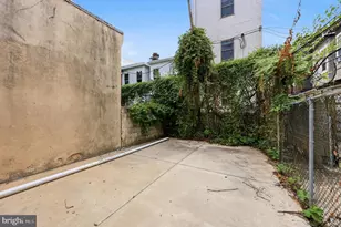 2009 N 15th St, Philadelphia, PA 19121 - Photo 17