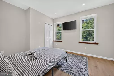 2442 N 13th Street, Philadelphia, PA 19133 - Photo 11