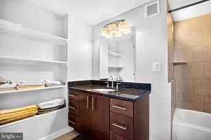 1201 Fitzwater St, Philadelphia, PA 19147 - Photo 11