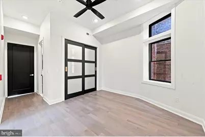 260 S 18th Street #2, Philadelphia, PA 19103 - Photo 17