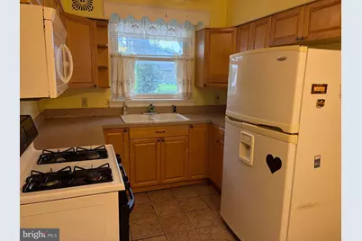 2105 Parkwyn Road, Philadelphia, PA 19131 - Photo 9