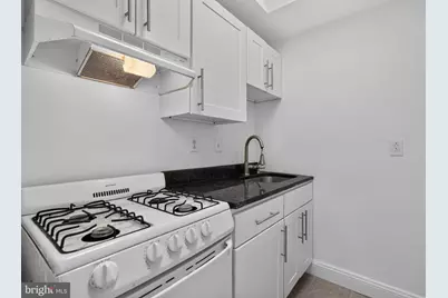 2124 Spruce Street #4F, Philadelphia, PA 19103 - Photo 9