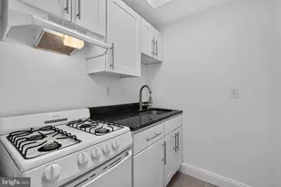 2124 Spruce St, Philadelphia, PA 19103 - Photo 9