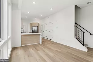 136 E Cumberland St, Philadelphia, PA 19125 - Photo 3
