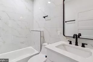 136 E Cumberland St, Philadelphia, PA 19125 - Photo 11