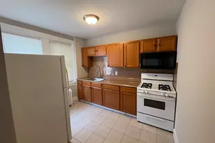 900 Marcella St, Philadelphia, PA 19124 - Photo 11