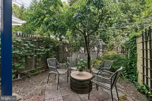 621 S Bambrey St, Philadelphia, PA 19146 - Photo 13