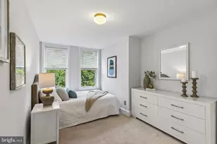621 S Bambrey St, Philadelphia, PA 19146 - Photo 19