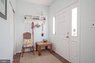 4427 Riverview Ln, Philadelphia, PA 19129 - Photo 3