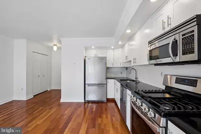 2101 Chestnut Street #408, Philadelphia, PA 19103 - Photo 9