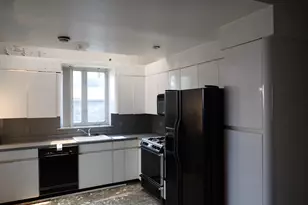 2413 S Warnock St, Philadelphia, PA 19148 - Photo 11