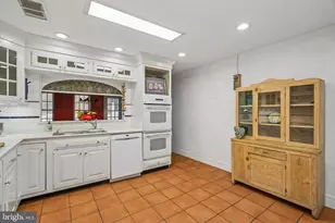156 N 3rd St, Philadelphia, PA 19106 - Photo 17