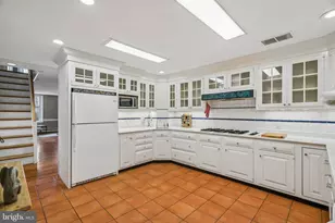 156 N 3rd St, Philadelphia, PA 19106 - Photo 19