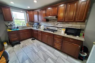 1053 Levick St, Philadelphia, PA 19111 - Photo 9