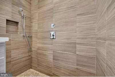 845 N Orianna Street #8, Philadelphia, PA 19123 - Photo 37