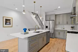 2338 E Fletcher St, Philadelphia, PA 19125 - Photo 9