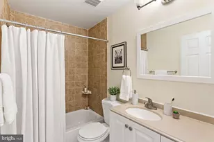 2751 Pennsylvania Ave, Philadelphia, PA 19130 - Photo 19