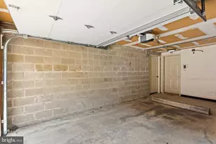 2751 Pennsylvania Ave, Philadelphia, PA 19130 - Photo 27