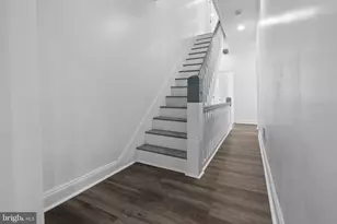 302 W Earlham Ter, Philadelphia, PA 19144 - Photo 19
