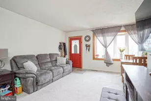 3864 Fairdale Rd, Philadelphia, PA 19154 - Photo 5