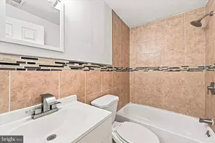 406 Pierce St, Philadelphia, PA 19148 - Photo 19
