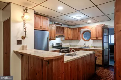 541 W Abbottsford Avenue, Philadelphia, PA 19144 - Photo 19