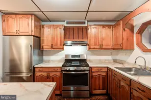 541 W Abbottsford Ave, Philadelphia, PA 19144 - Photo 3