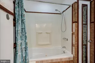 541 W Abbottsford Ave, Philadelphia, PA 19144 - Photo 13