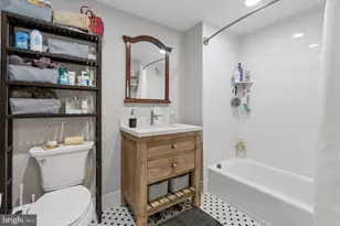 2139 Montrose St, Philadelphia, PA 19146 - Photo 11