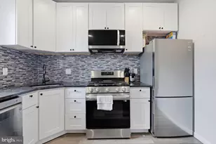 2562 E Auburn St, Philadelphia, PA 19134 - Photo 17