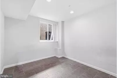 2562 E Auburn Street, Philadelphia, PA 19134 - Photo 35