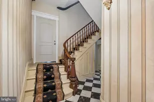 2217 Locust St, Philadelphia, PA 19103 - Photo 9