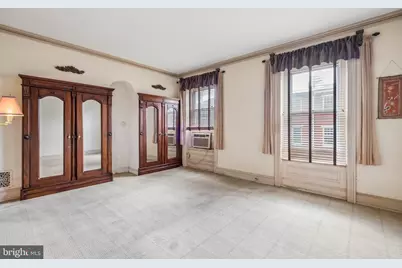 2217 Locust Street, Philadelphia, PA 19103 - Photo 35