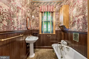 2217 Locust St, Philadelphia, PA 19103 - Photo 49
