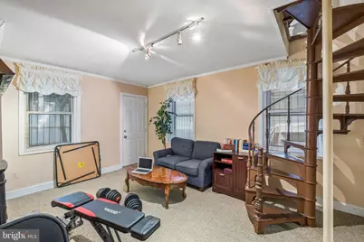 2217 Locust Street, Philadelphia, PA 19103 - Photo 27