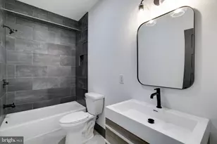 555 N Lawrence St, Philadelphia, PA 19123 - Photo 15