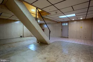 9712 Walley Ave, Philadelphia, PA 19115 - Photo 37