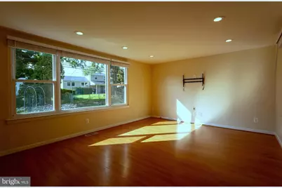 9712 Walley Avenue, Philadelphia, PA 19115 - Photo 9