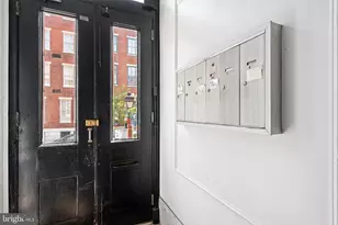 715 Pine St, Philadelphia, PA 19106 - Photo 33