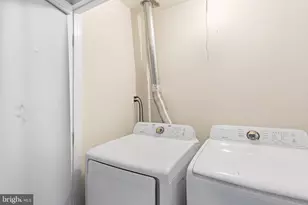 715 Pine St, Philadelphia, PA 19106 - Photo 31